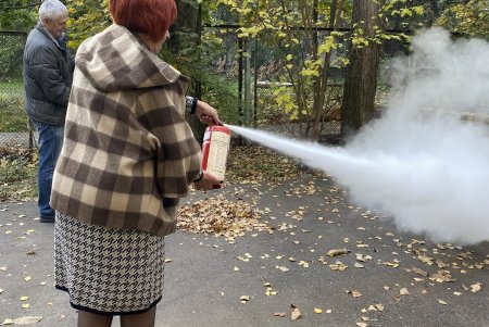 Тренінги з евакуації під час пожежі провели у закладах соціальної сфери (фото)