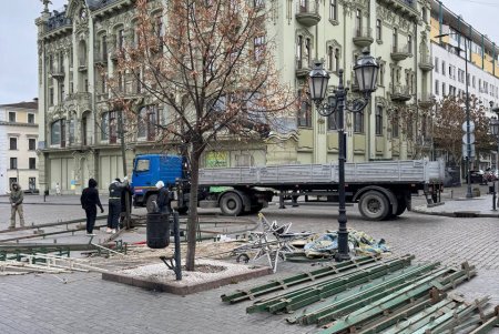 Головну ялинку міста в Одесі відкриють 6 грудня (фото)  