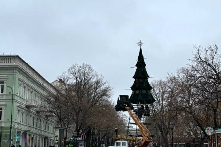 Одеса готується до новорічно-різдвяних свят. Відеокоментар (фото)