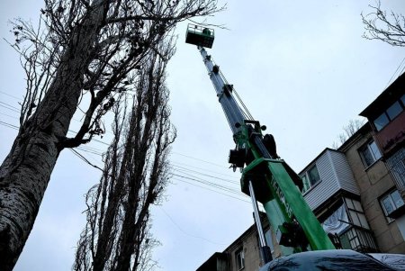 Автопарк КП «Міськзелентрест» поповнився новою технікою (фото, відео)