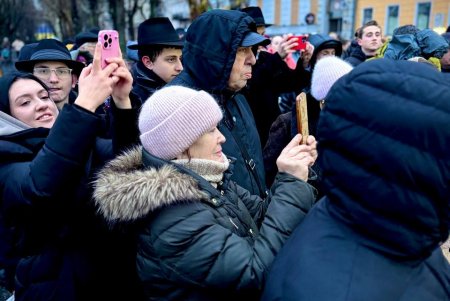 Першу свічку Ханукії запалили на Приморському бульварі Одеси (фото)