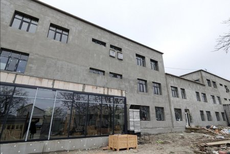 В Одесі триває масштабна реконструкція інфекційної лікарні (фото)