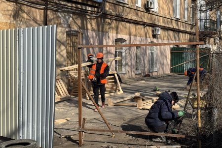 У Приморському районі розпочато відновлення багатостраждального будинку (фото, відео) 