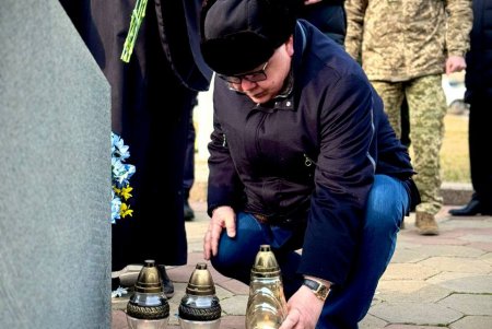 Одеса вшановує пам'ять Героїв Небесної Сотні (фото) Одеса вшановує пам'ять Героїв Небесної Сотні (фото)