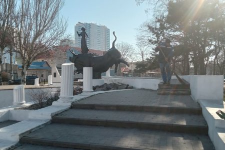 Одеські фонтани готують до запуску (фото)