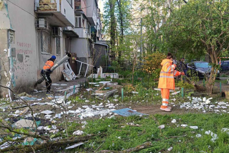 В Одесі розгорнуто оперативні штаби для допомоги постраждалим від атаки (фото)