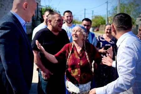 Мер Одеси провів зустріч з головою Нерубайської громади (фото)