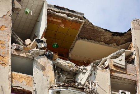 Допомога мешканцям постраждалого будинку в Київському районі Одеси триває (фото)