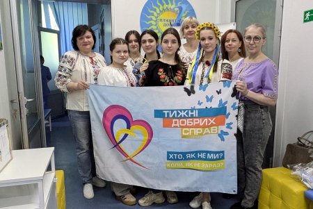 Одесити здавали донорську кров у вишиванках (фото)