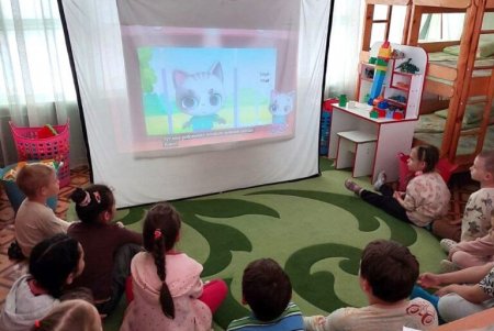 Одеських школярів знайомлять з основами безбар’єрності та правилами комунікації з особами з інвалідністю (фото)