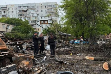 На місці ліквідації наслідків ворожої атаки працює міський штаб (фото)