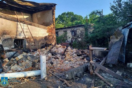 Внаслідок атаки ударних безпілотників в Одесі зафіксовано пожежі у житлових і складських приміщеннях