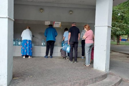 Половина міста залишається без води другу добу: за прогнозами Інфоксводоканалу, її підключення очикується приблизно о 22.00 (фото)