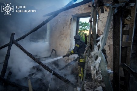 Внаслідок атаки ворога є постраждалі, пошкоджено житлові будинки, інклюзивний центр, дитячий садок (фото)
