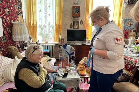 Постраждалі внаслідок атаки можуть звертатися за допомогою до оперативного штабу та Приморської райадміністрації