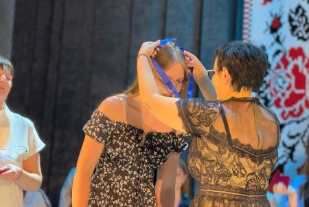 Майже 700 одеських випускників отримали відзнаку «Гордість Одеси» від мера Геннадія Труханова (фото)