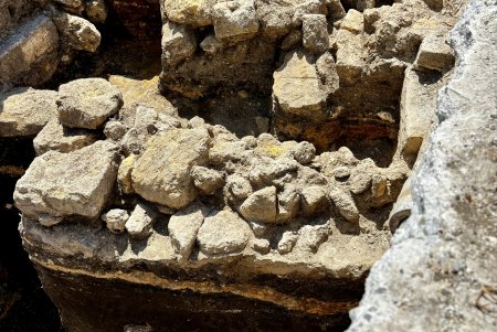 Археологи в центрі Одесі виявили артефакти генуезького походження (фото)