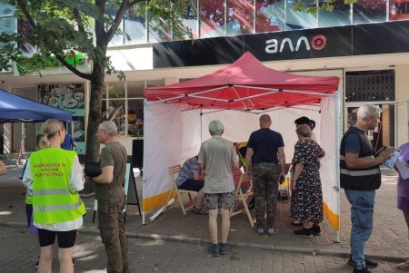 У двох районах Одеси працюють оперативні штаби для допомоги потерпілим (фото)