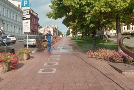 КП «Сервісний центр» проводить роботи з обслуговування підпорядкованих об’єктів (фото)