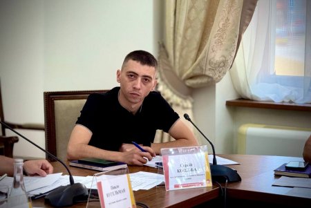 Мер Одеси провів засідання з організаціями ветеранів та сімей загиблих Героїв (фото)