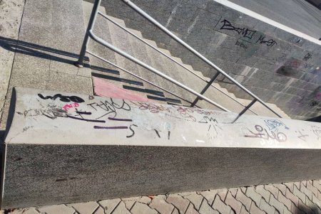 Черговий акт вандалізму зафіксували комунальники (фото)  