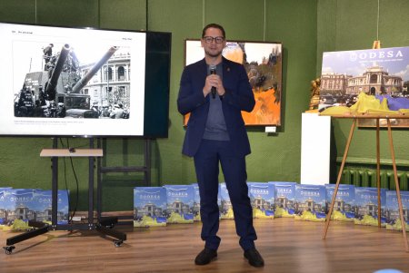 Напередодні Дня міста презентували книгу «ОДЕСА. Історія, традиції, любов та біль» (фото)