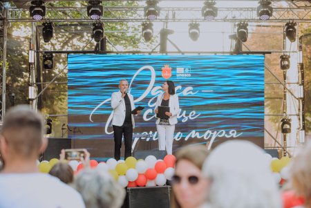 Святкування Дня міста в Одесі завершилося концертом на Дерибасівській (фото, відео)