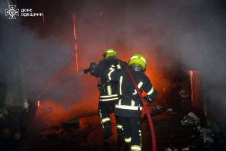 Вночі ворог атакував Одесу ударними безпілотниками (фото)