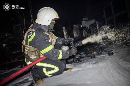 Вночі ворог атакував Одесу ударними безпілотниками (фото)