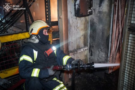 Вночі ворог атакував Одесу ударними безпілотниками (фото)