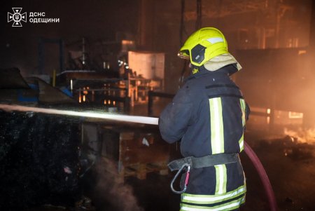 Вночі ворог атакував Одесу ударними безпілотниками (фото)