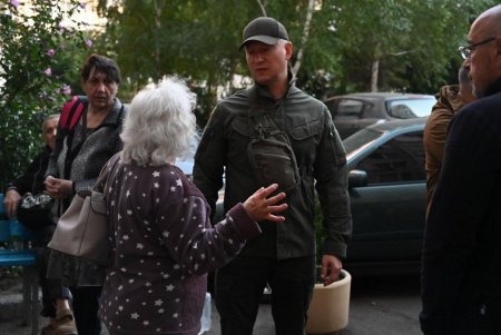 Одеські комунальники оперативно ліквідовують наслідки атаки (фото, відео)