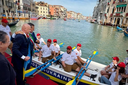 Український ял - вперше на історичній регаті у Венеції (фото)