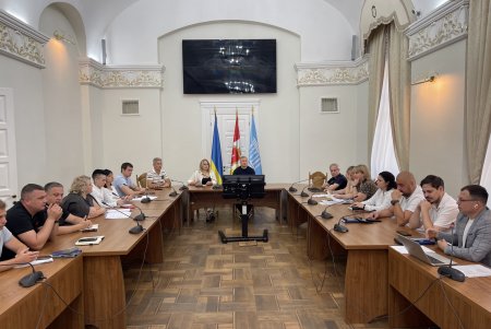 Діалог бізнесу та влади: виклики сьогодення та шляхи їх вирішення (фото)