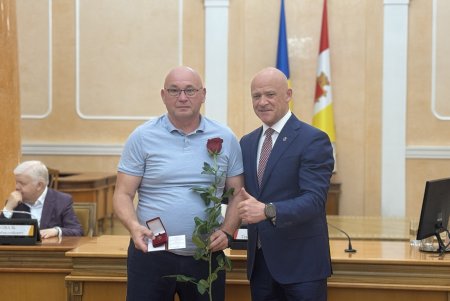 За підсумками минулого року мер Одеси нагородив спортсменів з різних видів спорту (фото, відео)
