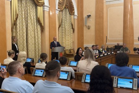 За підсумками минулого року мер Одеси нагородив спортсменів з різних видів спорту (фото, відео)