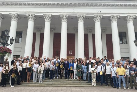 За підсумками минулого року мер Одеси нагородив спортсменів з різних видів спорту (фото, відео)