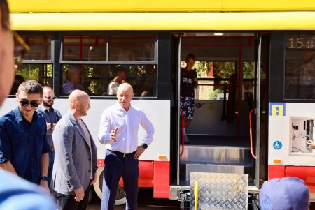 В Одесі запускають серійне переобладнання підйомниками трамваїв «Татра» (фото, відео)