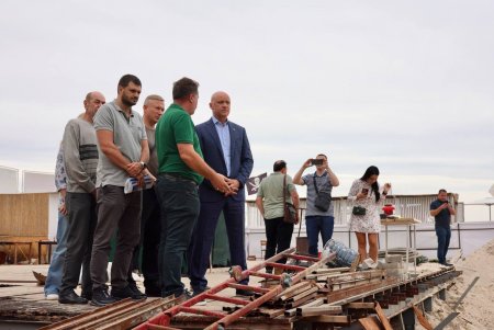 В Одесі продовжується реконструкція колектора в Аркадії (фото, відео)