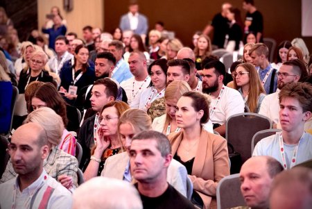 Мер Одеси відкрив роботу міжнародного форуму з реабілітаіцї (фото, відео)