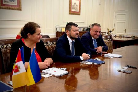 Геннадій Труханов: Такі партнерські зустрічі — це крок до формування спільного простору розвитку громад, кожна з яких має голос і перспективу (фото)