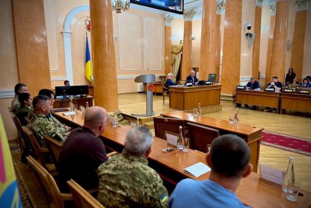 Одеса надає значну допомогу військовим (фото, відео)