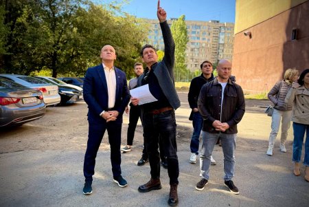 Мер Одеси проінспектував відновлення будинку на вул. Князя Володимира Великого (фото, відео)