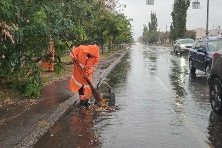 У звʼязку з негодою в Одесі змінено маршрути електротранспорту (фото) 