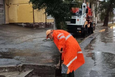 У звʼязку з негодою в Одесі змінено маршрути електротранспорту (фото) 