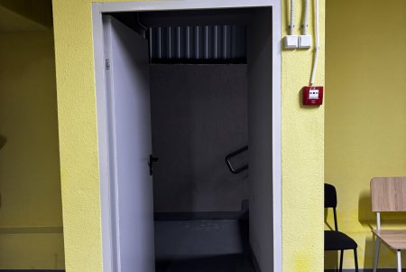 Мэр Одессы проинспектировал восстановление гимназии №125 (фото)