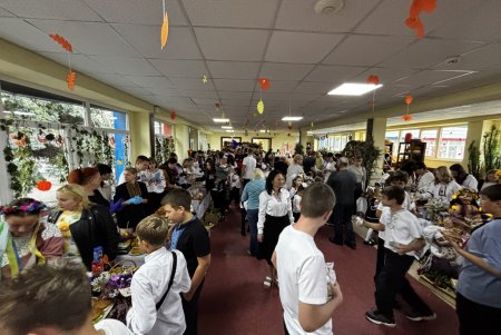 Мэр Одессы проинспектировал восстановление гимназии №125 (фото)