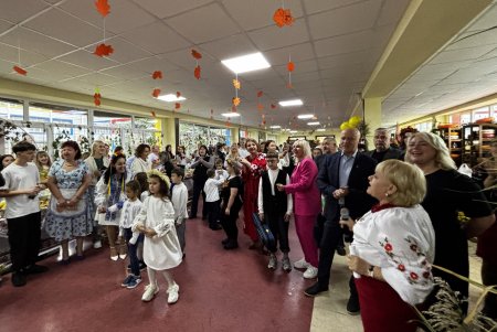 Мэр Одессы проинспектировал восстановление гимназии №125 (фото)