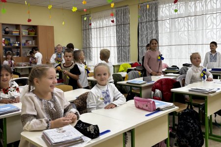 Мэр Одессы проинспектировал восстановление гимназии №125 (фото)