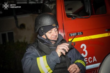 Вночі ворог завдав масованого удару по Одесі: є постраждалі (фото)